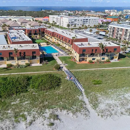 Cocoa Beach Club